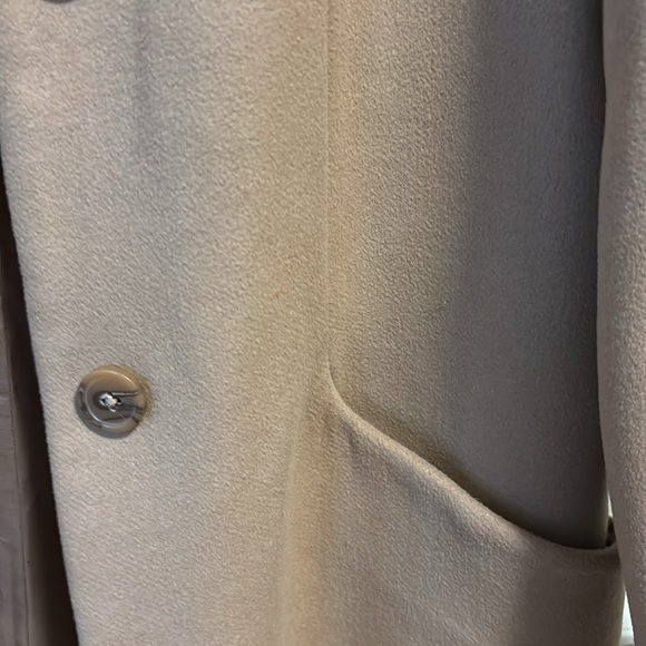 Aritzia Cocoon Wool Cashmere Coat size Medium - Picture 8 of 11